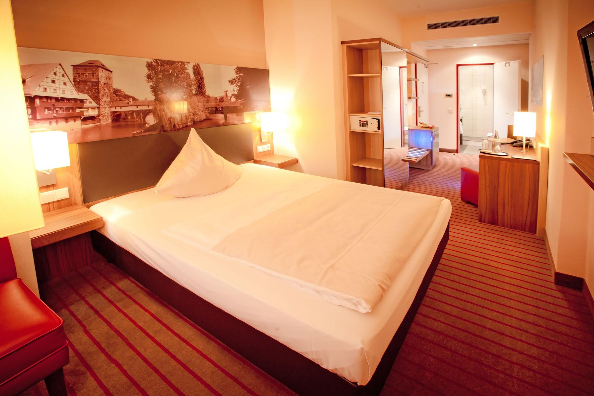 Novina Hotel Tillypark Нюрнберг Экстерьер фото