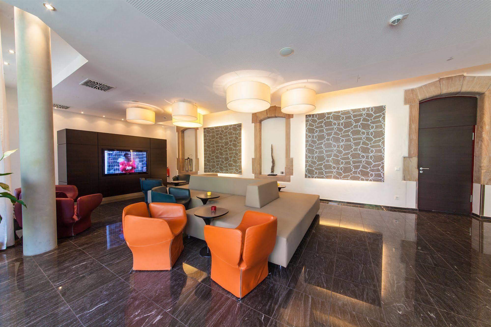 Novina Hotel Tillypark Нюрнберг Экстерьер фото
