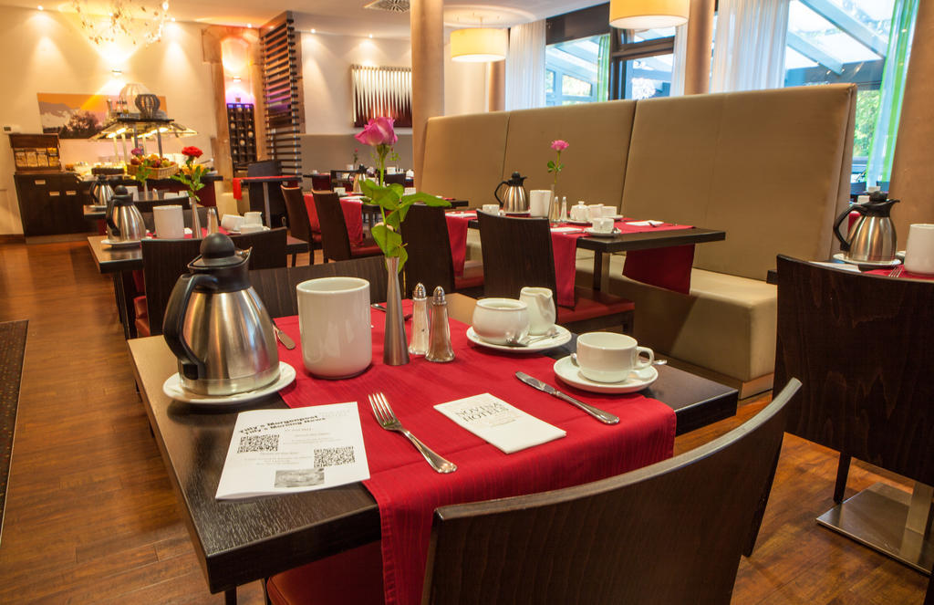 Novina Hotel Tillypark Нюрнберг Экстерьер фото